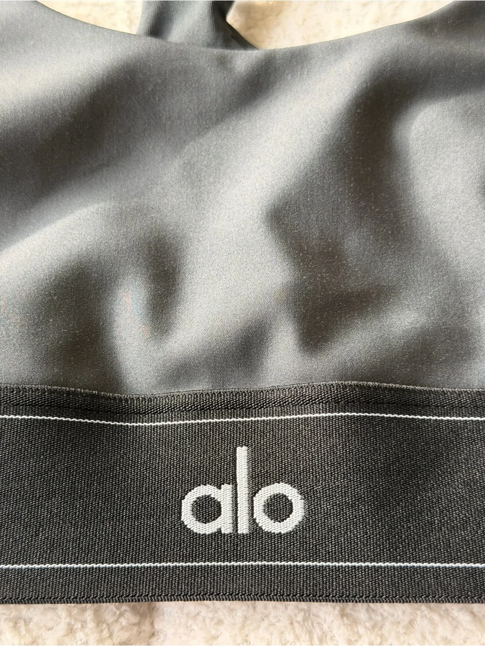 SET ALO Yoga Charcoal Gray Seamless Sports Bra & Leggings Set